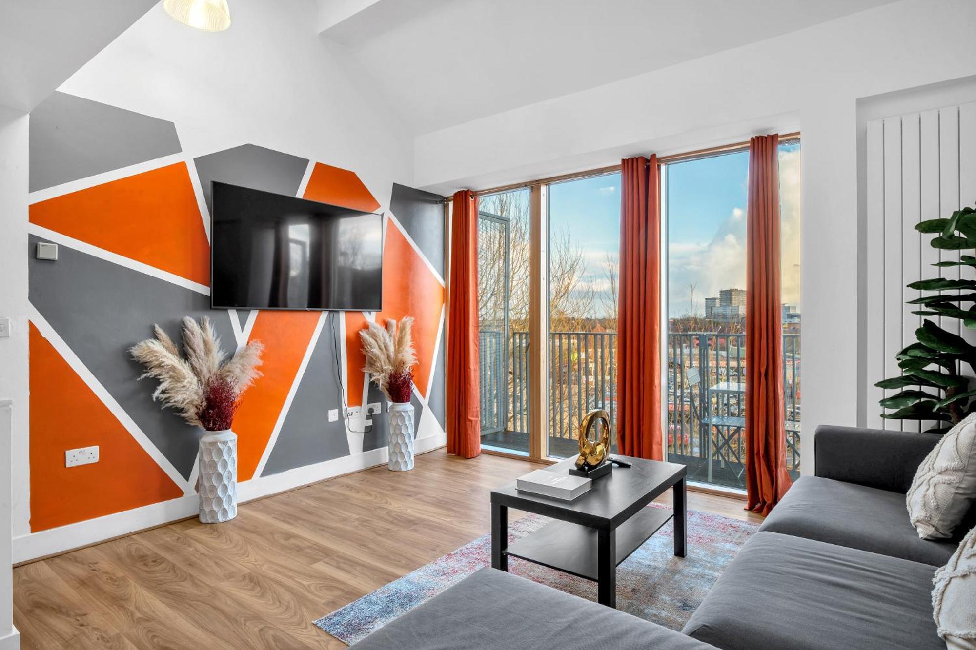 Luxury Waterfront Property With Free Parking Coventry Exteriér fotografie
