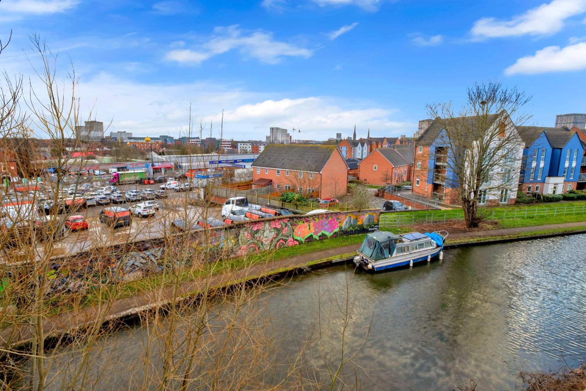 Luxury Waterfront Property With Free Parking Coventry Exteriér fotografie