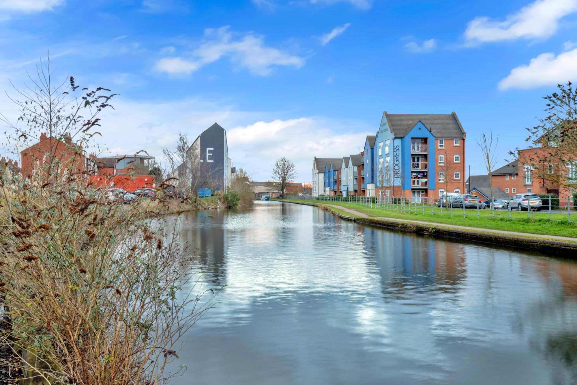Luxury Waterfront Property With Free Parking Coventry Exteriér fotografie