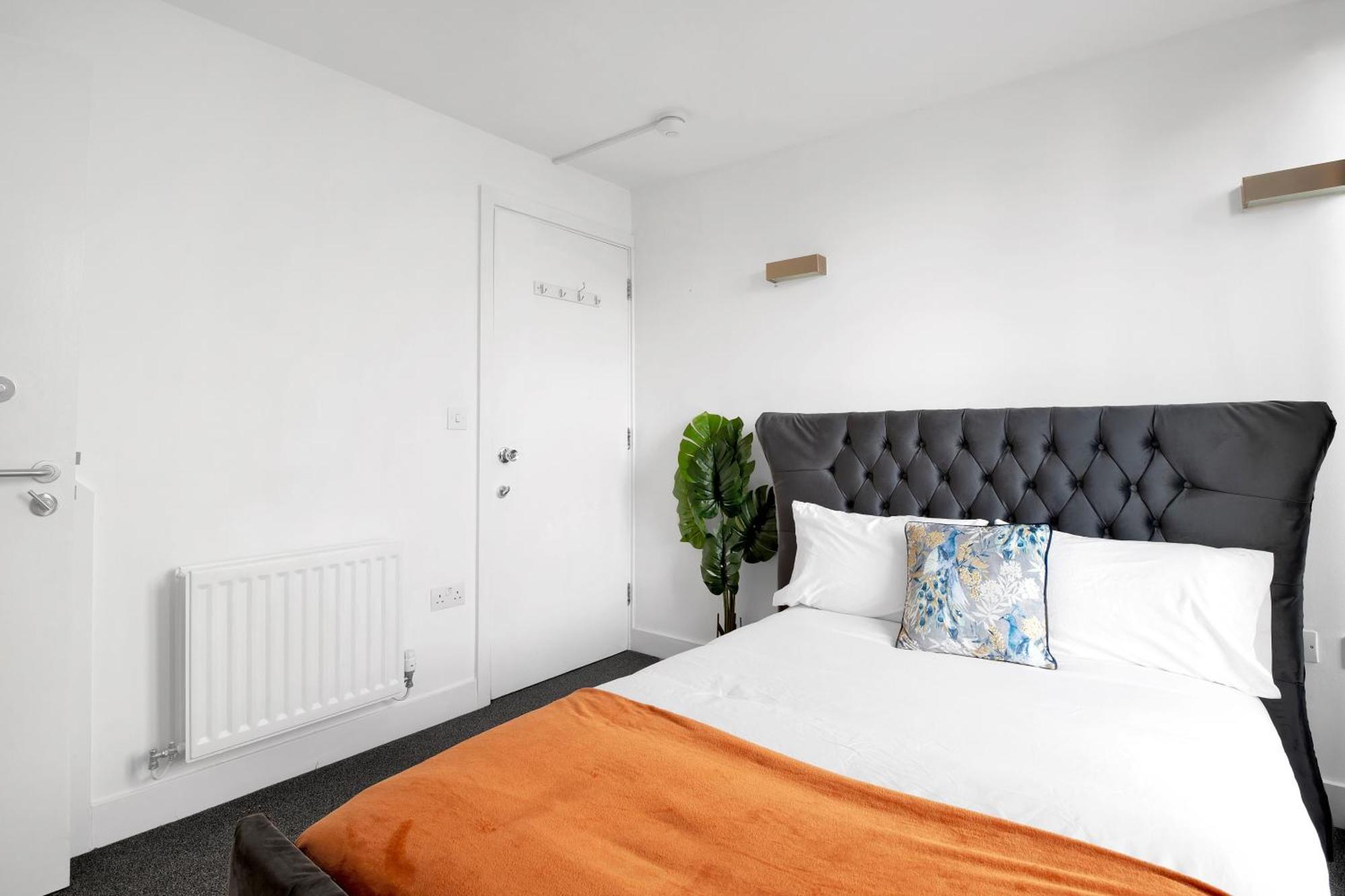 Luxury Waterfront Property With Free Parking Coventry Exteriér fotografie