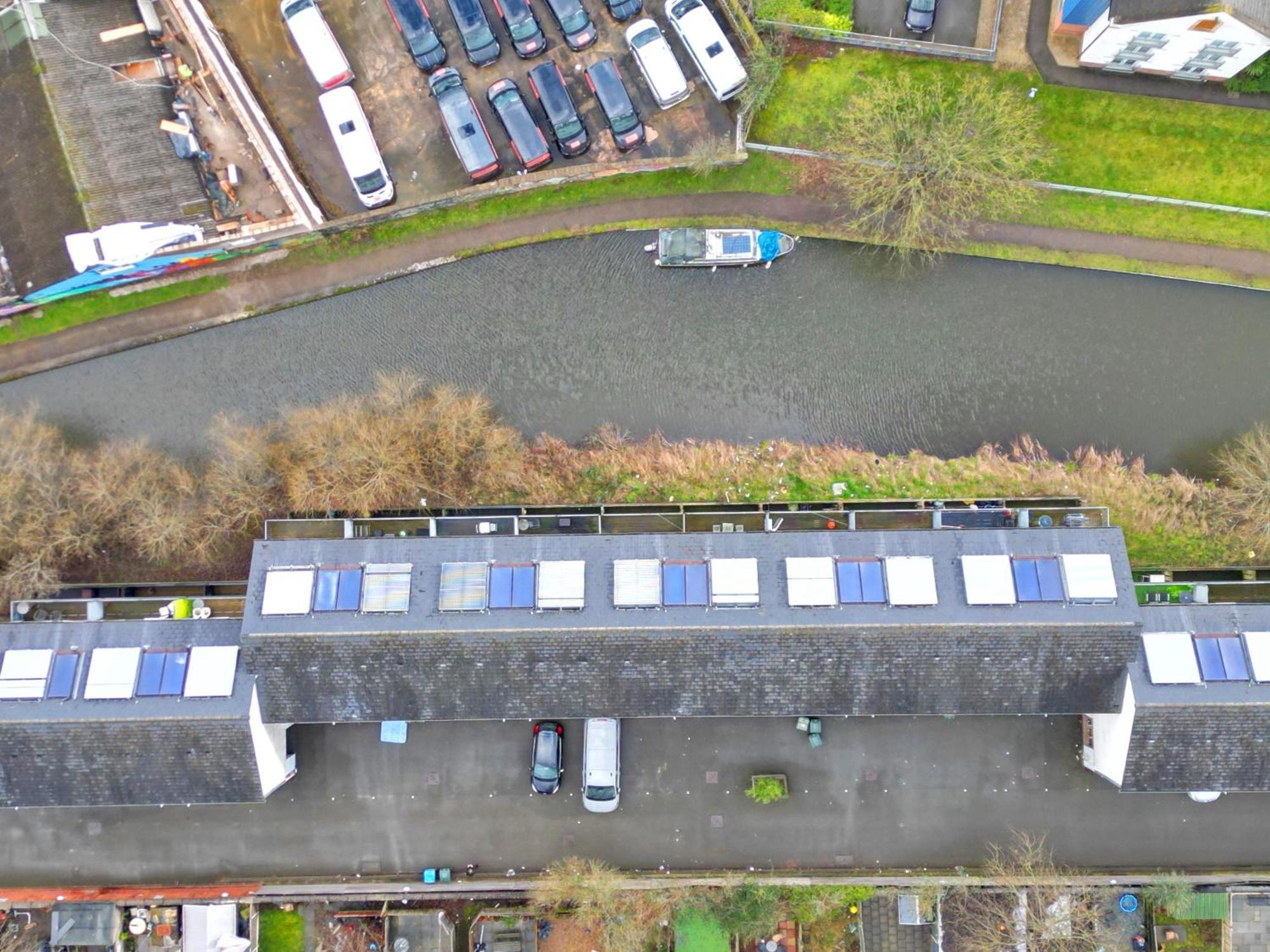 Luxury Waterfront Property With Free Parking Coventry Exteriér fotografie