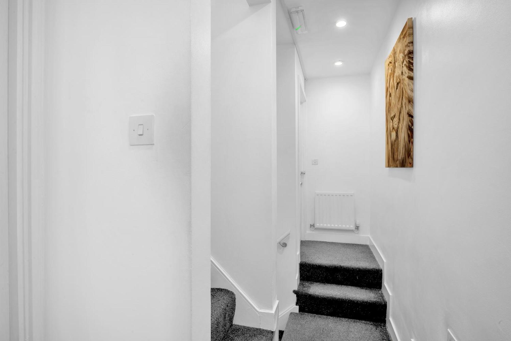 Luxury Waterfront Property With Free Parking Coventry Exteriér fotografie